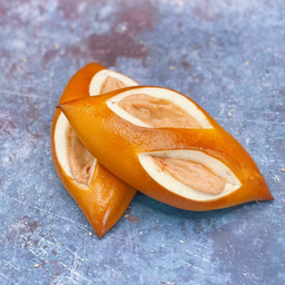 strawberry pretzel bread