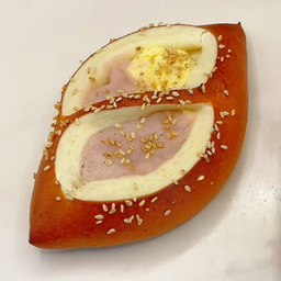 taro osmanthus pretzel bread